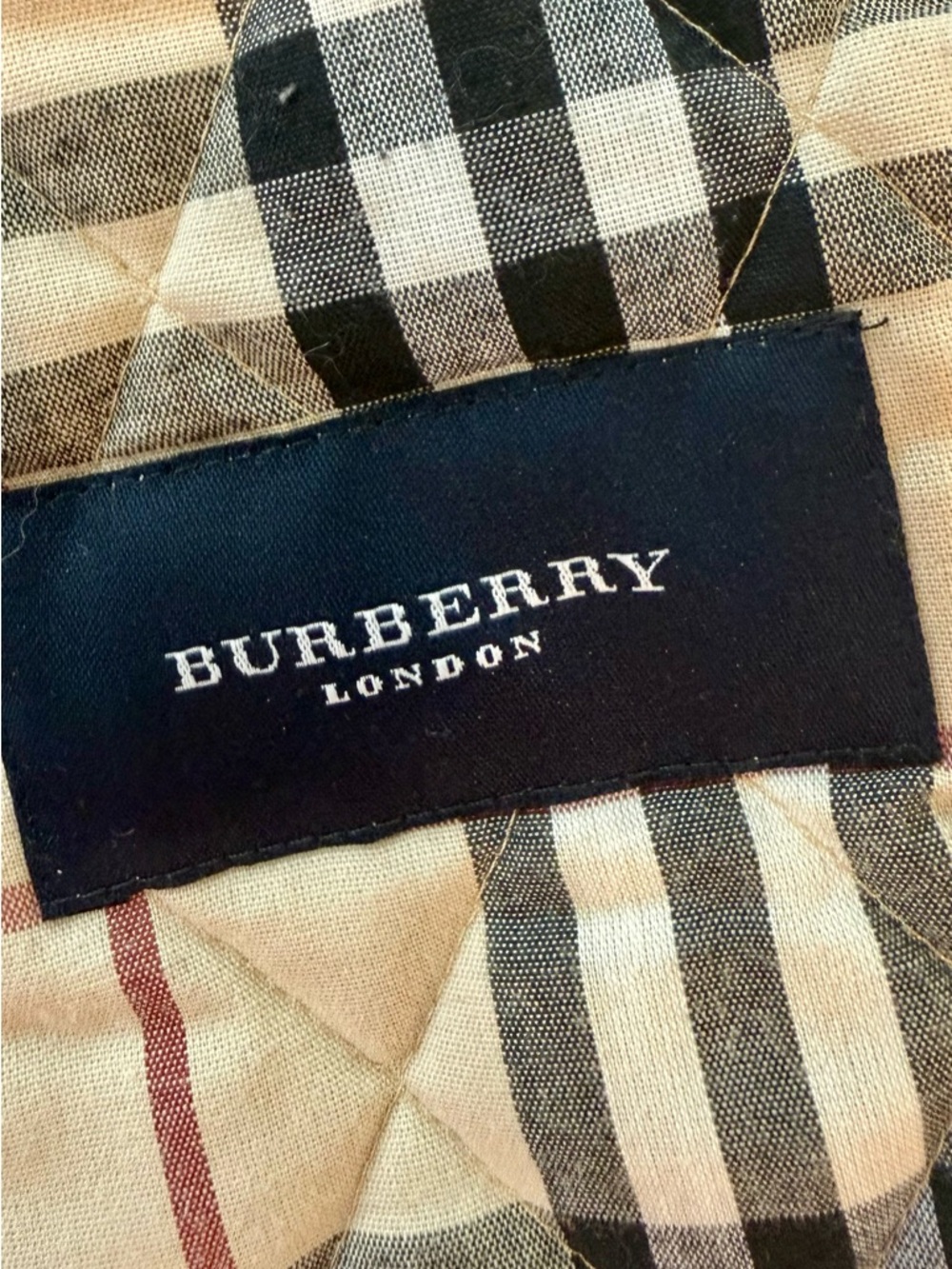 Burberry Quilted Vest Cream Nova Check Lining XL - Picture 5 of 6